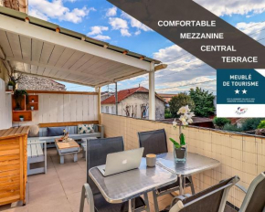 Appart Cosy, Mezzanine Clim et Terrasse à 200m de la Gare